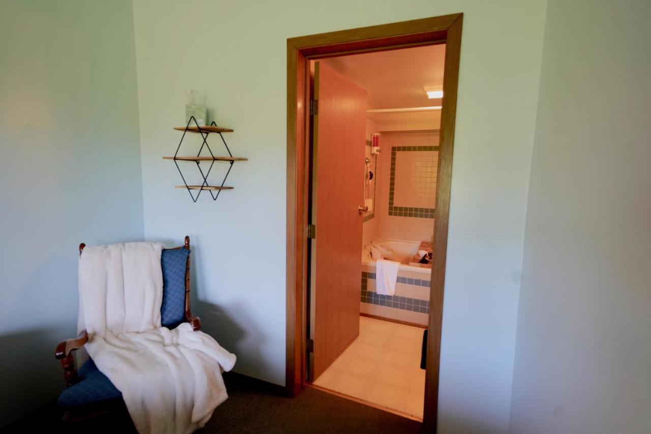 Flat Fish Lodge B&B And Event Center Homer Esterno foto