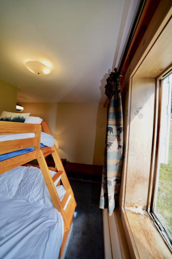 Flat Fish Lodge B&B And Event Center Homer Esterno foto